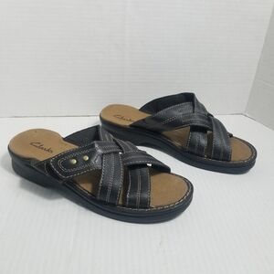 CLARKS WOMEN'S BROWN AND BLACK LEATHER UPPER SANDALS SIZE 7